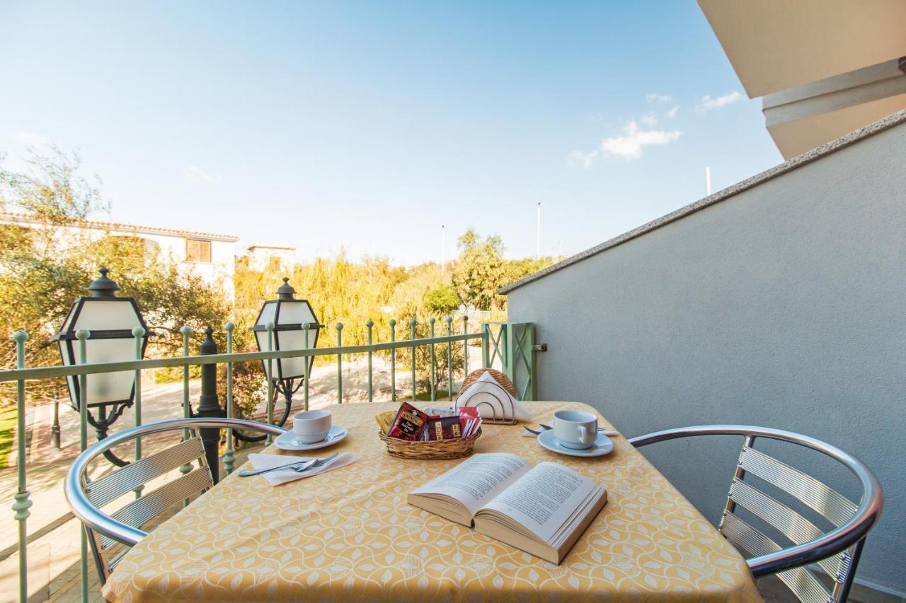 Отель Residenza Gli Ontani Орозеи Экстерьер фото